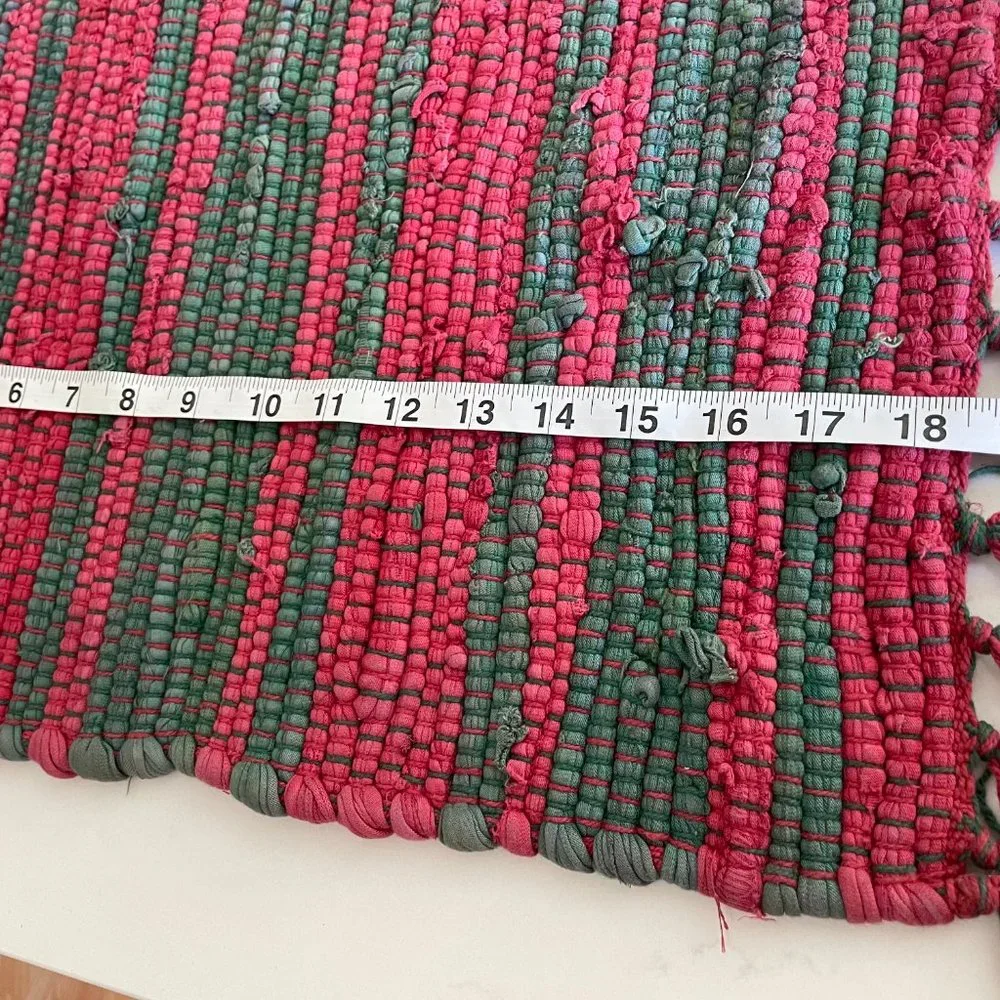 4 Vintage Tag Textiles Festive Red Green Cotton Rag Rug Placemats with Fringe